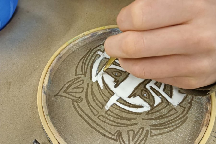 « Émergence » : sérigraphier pour faire rayonner sa créativité #649