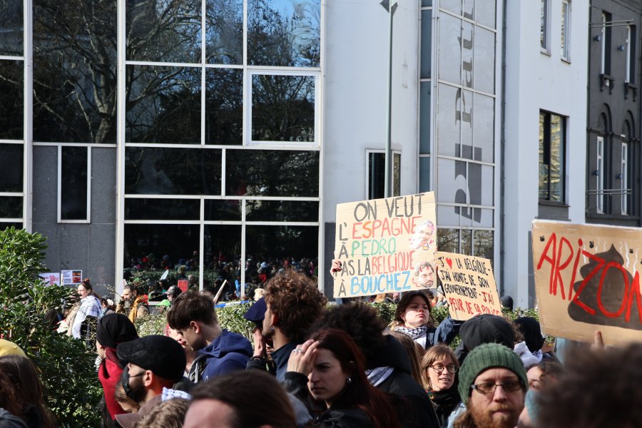 Notre secteur fortement mobilisé pour la manifestation nationale de ce 12 mars #659