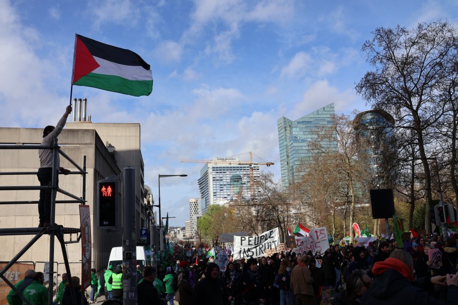 Notre secteur fortement mobilisé pour la manifestation nationale de ce 12 mars #659