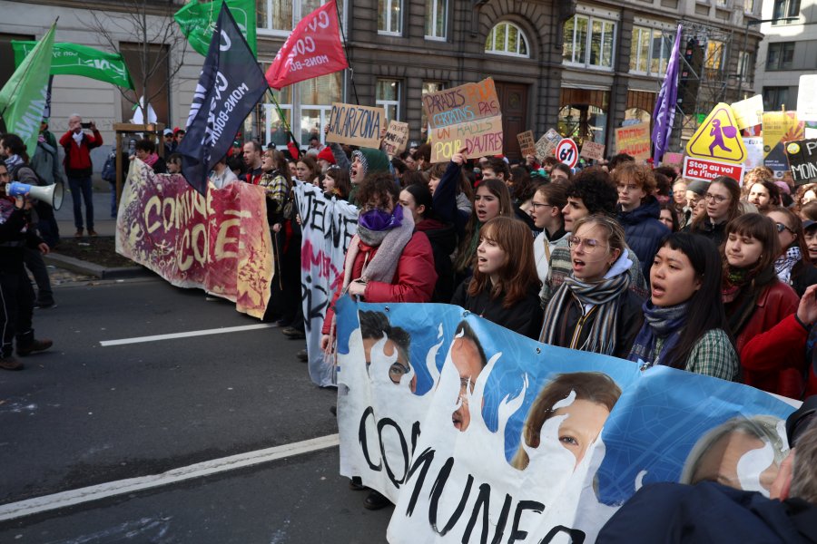 Notre secteur fortement mobilisé pour la manifestation nationale de ce 12 mars #659