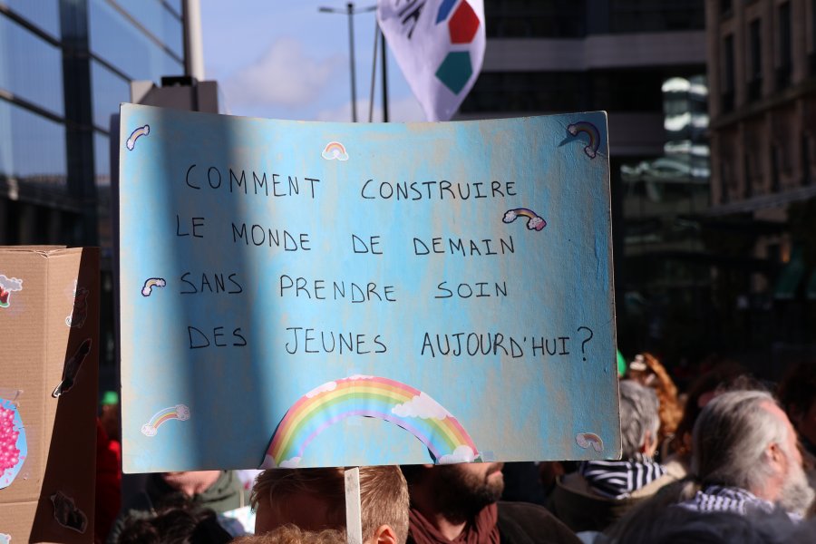 Notre secteur fortement mobilisé pour la manifestation nationale de ce 12 mars #659