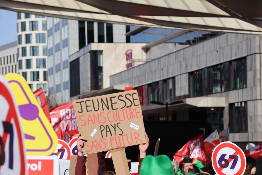 Notre secteur fortement mobilisé pour la manifestation nationale de ce 12 mars #659