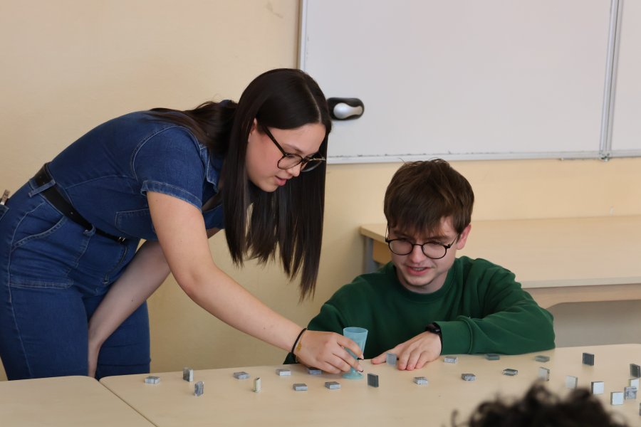 Le théâtre d'objets comme outil de lutte contre les discriminations #669