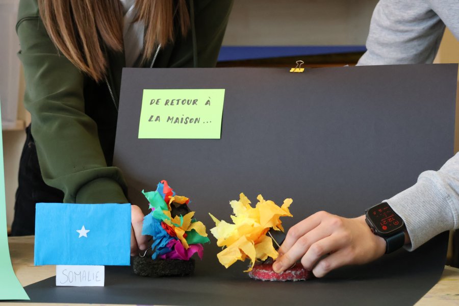 Le théâtre d'objets comme outil de lutte contre les discriminations #669