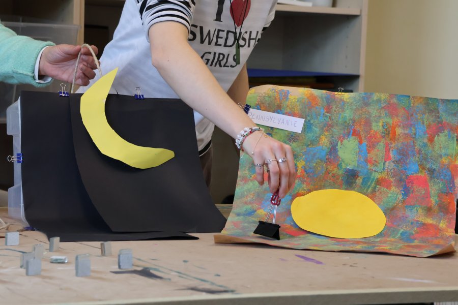 Le théâtre d'objets comme outil de lutte contre les discriminations #669