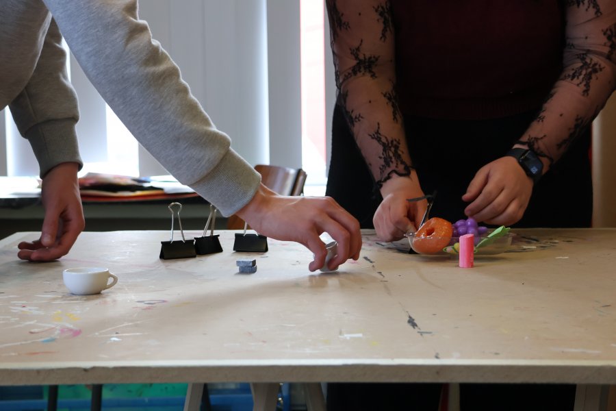 Le théâtre d'objets comme outil de lutte contre les discriminations #669