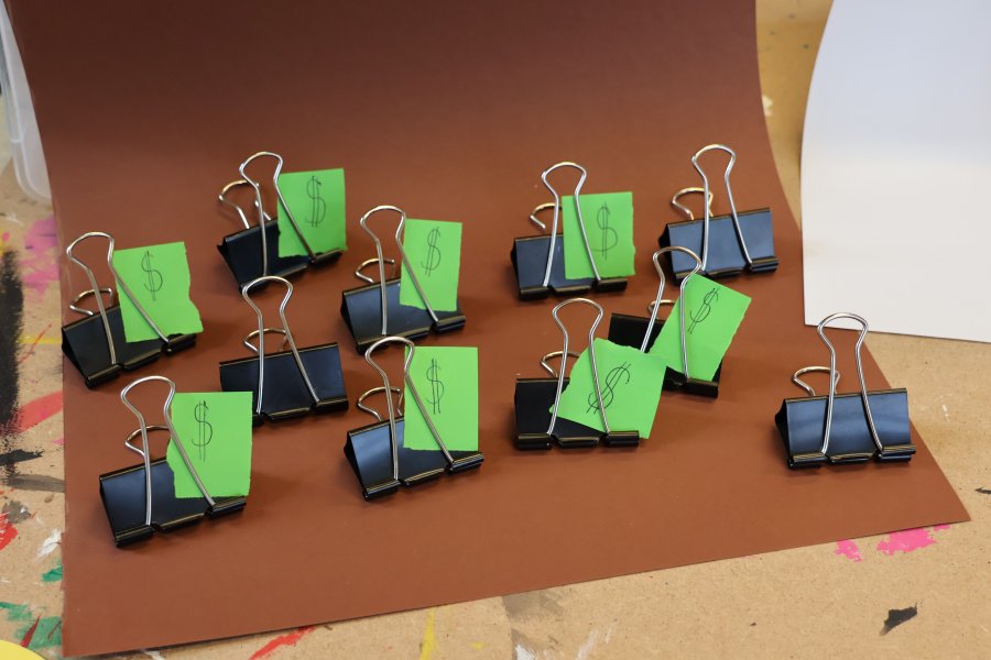 Le théâtre d'objets comme outil de lutte contre les discriminations #669