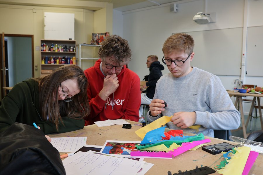 Le théâtre d'objets comme outil de lutte contre les discriminations #669