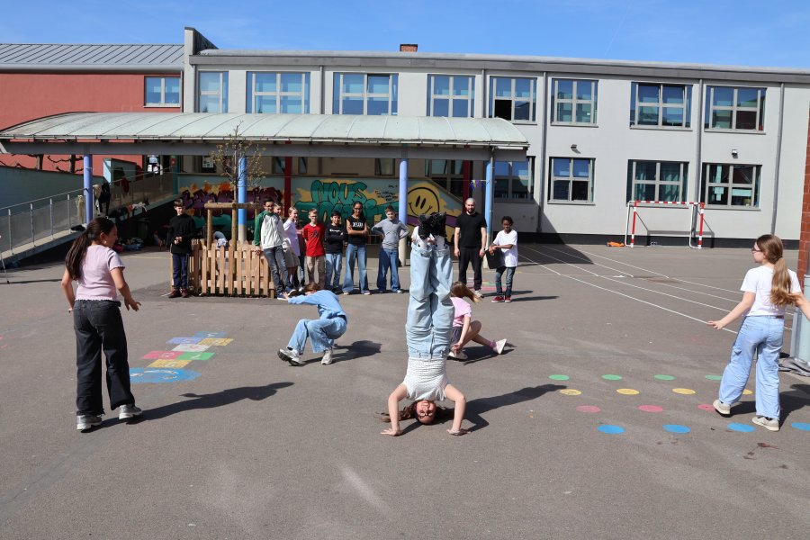 L'avenir nous sourit ! #670