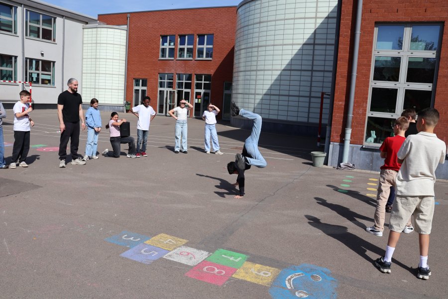 L'avenir nous sourit ! #670