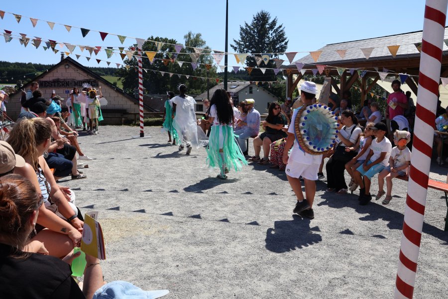 Collection capsule, un défilé original et engagé au Festival Bitume ! #696