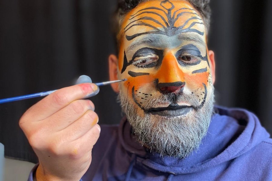 Techniques de grimage et maquillage artistique