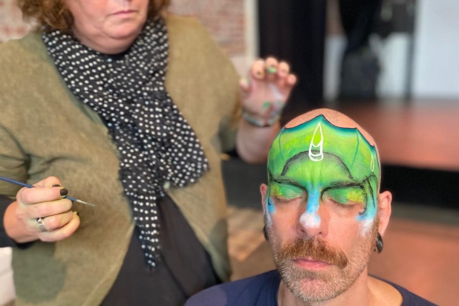 Techniques de grimage et maquillage artistique