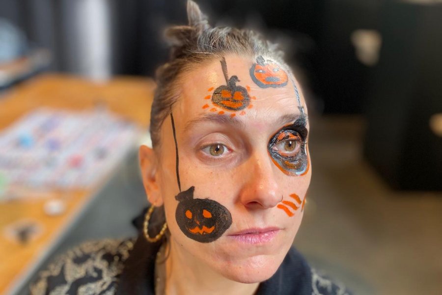 Techniques de grimage et maquillage artistique