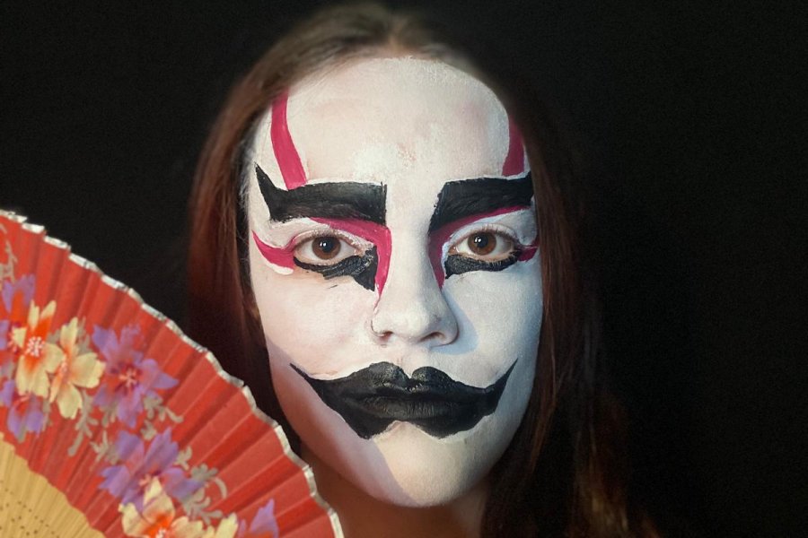 Techniques de grimage et maquillage artistique