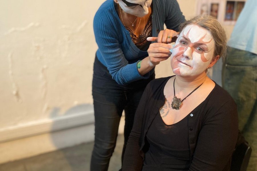 Techniques de grimage et maquillage artistique