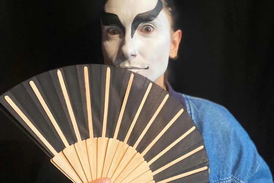 Techniques de grimage et maquillage artistique