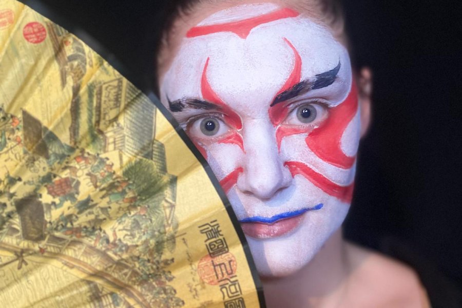 Techniques de grimage et maquillage artistique