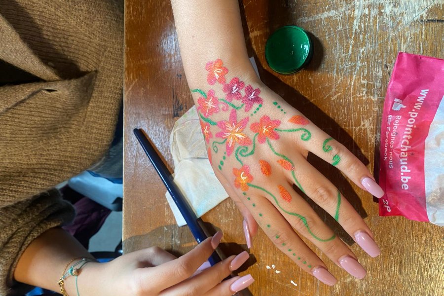 Techniques de grimage et maquillage artistique