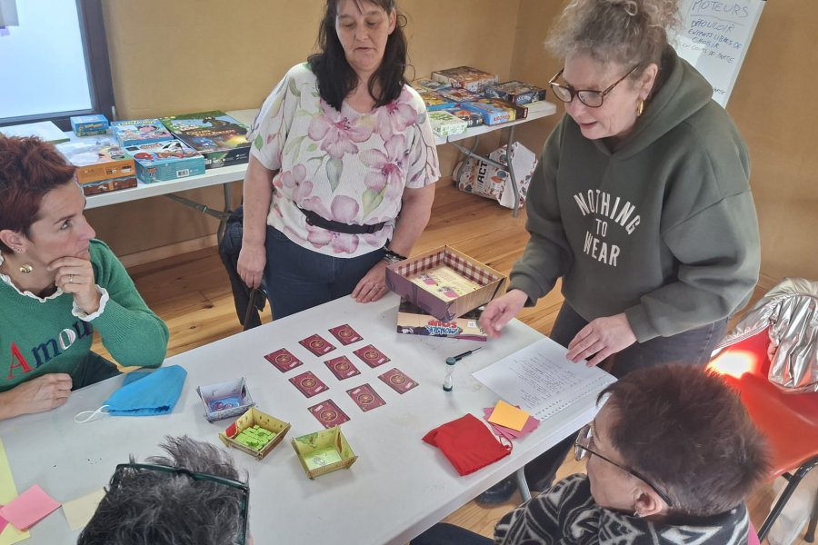 Jeux de société coopératifs